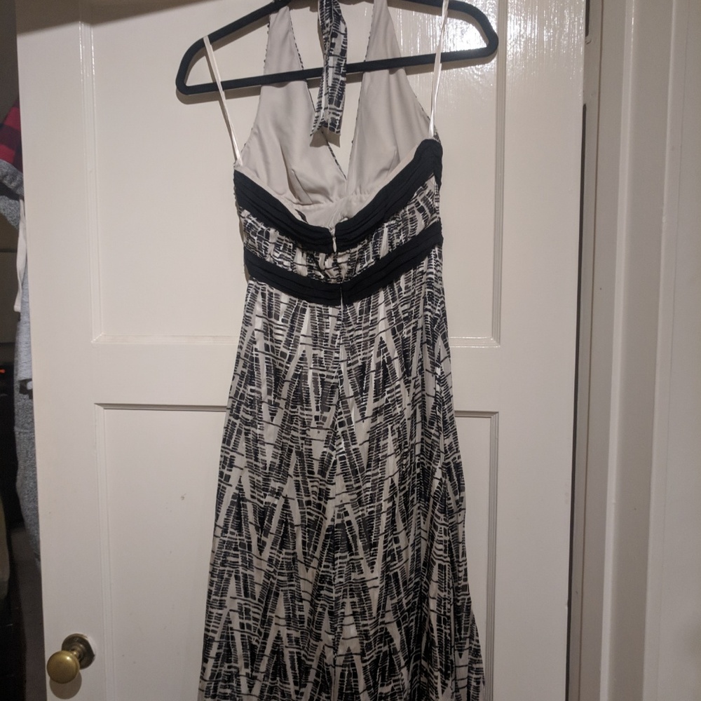 NEW BCBG MAX Azria Vapor Silk Woven Maxi Dress - Picture 7 of 8
